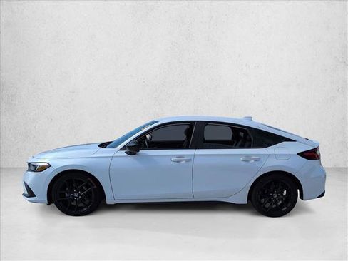 Used 2023 Honda Civic Sport image 8