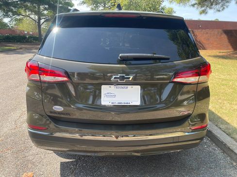 Used 2023 Chevrolet Equinox RS w/ RS Leather Package FWD image 4