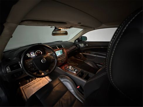 Used 2010 Jaguar XKR R image 37