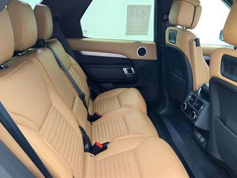 Used 2023 Land Rover Discovery HSE R-Dynamic AWD/4WD image 22