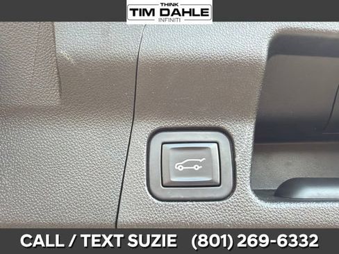 Used 2017 GMC Acadia Denali w/ Technology Package AWD/4WD image 19