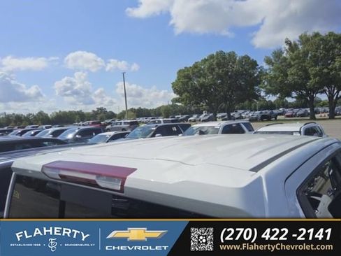 Used 2025 Chevrolet Silverado 2500 LT AWD/4WD image 9