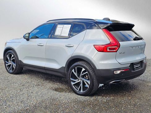 Used 2020 Volvo XC40 T5 R-Design w/ Protection Package image 5