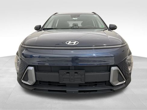 Certified 2025 Hyundai Kona SEL image 28