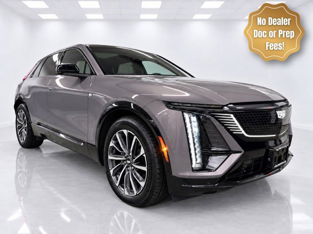 Used 2024 Cadillac Lyriq Sport AWD/4WD image 3