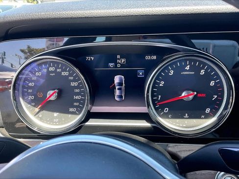 Used 2019 Mercedes-Benz E 300 w/ Premium 1 Package image 20