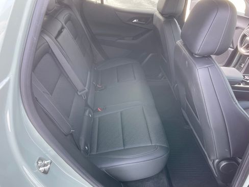 New 2026 Chevrolet Equinox LT w/ Convenience Package II image 27