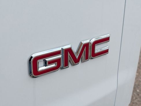 New 2026 GMC Savana 3500 Extended RWD image 13