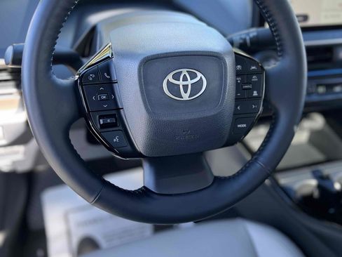 Used 2024 Toyota Prius Limited image 39