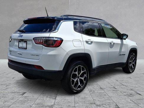 Used 2025 Jeep Compass Limited AWD/4WD image 6