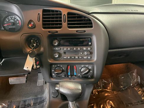 Used 2003 Chevrolet Monte Carlo SS FWD image 16