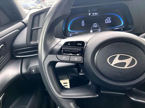 Used 2025 Hyundai Elantra Sport FWD image 24