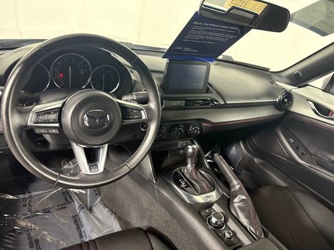 Used 2018 MAZDA MX-5 Miata Club image 25