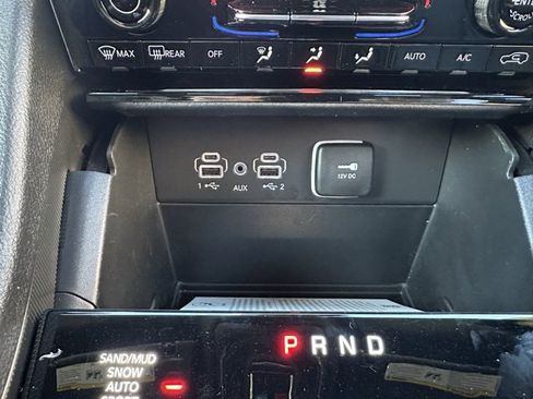 New 2025 Jeep Grand Cherokee L Limited image 36