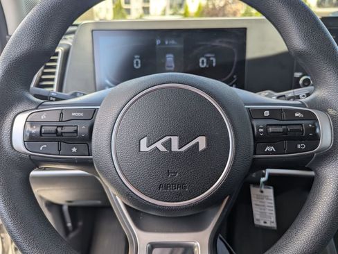 Used 2024 Kia Sportage LX AWD/4WD image 21