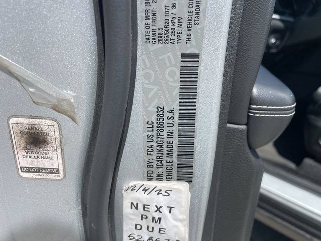 Used 2023 Jeep Grand Cherokee L Laredo AWD/4WD image 33