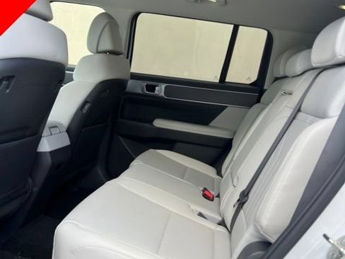 Used 2024 Hyundai Santa Fe SEL FWD image 14