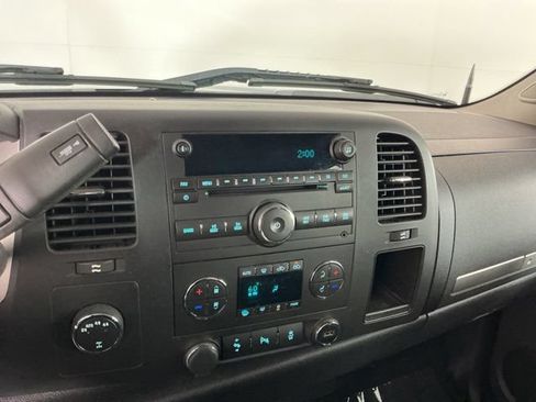 Used 2013 Chevrolet Silverado 1500 LT w/ All-Star Edition AWD/4WD image 16