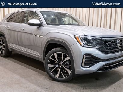 New 2026 Volkswagen Atlas Cross Sport SEL Premium R-Line