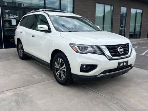 Used 2018 Nissan Pathfinder SV w/ SV All Weather Package AWD/4WD image 1