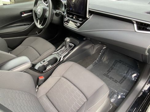 Certified 2024 Toyota Corolla SE w/ SE Package FWD image 9