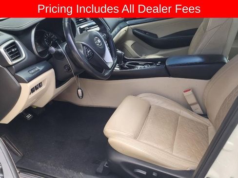Used 2021 Nissan Maxima Platinum w/ Sport Mat Group FWD image 7