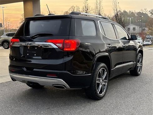 Used 2018 GMC Acadia Denali w/ Technology Package image 3