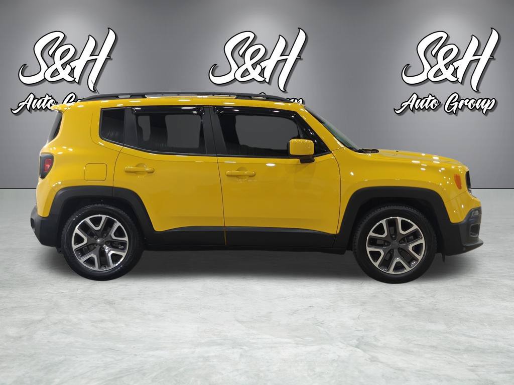 Used 2016 Jeep Renegade Latitude FWD image 18