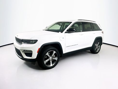 Used 2022 Jeep Grand Cherokee Limited 4xe AWD/4WD image 4