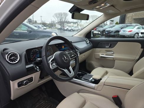 Used 2021 Mercedes-Benz GLA 250 4MATIC image 5