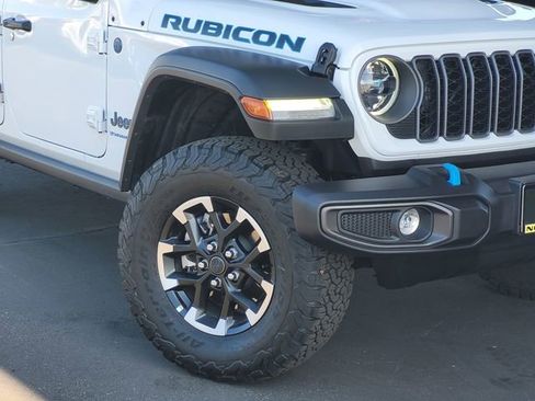 Certified 2025 Jeep Wrangler Unlimited Rubicon 4xe w/ Safety Group AWD/4WD image 3