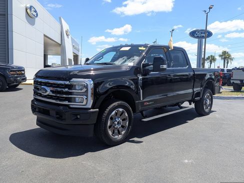 Certified 2025 Ford F250 King Ranch AWD/4WD image 11