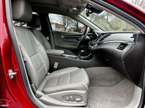 Used 2019 Chevrolet Impala Premier w/ Premier Confidence Package image 23