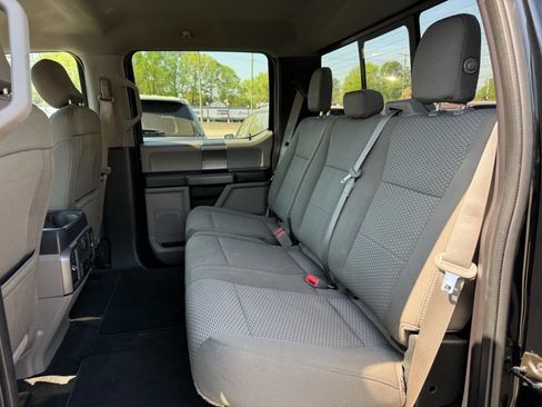 Used 2018 Ford F150 XLT w/ Equipment Group 302A Luxury image 10