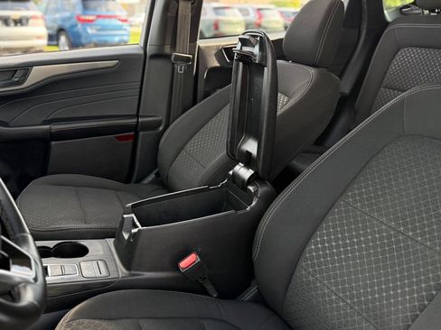 Used 2024 Ford Escape Active AWD/4WD image 19