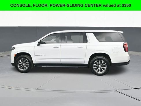 Used 2024 Chevrolet Suburban LT w/ LT Signature Package image 9