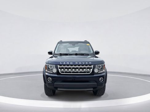 Used 2016 Land Rover LR4 HSE LUX image 2