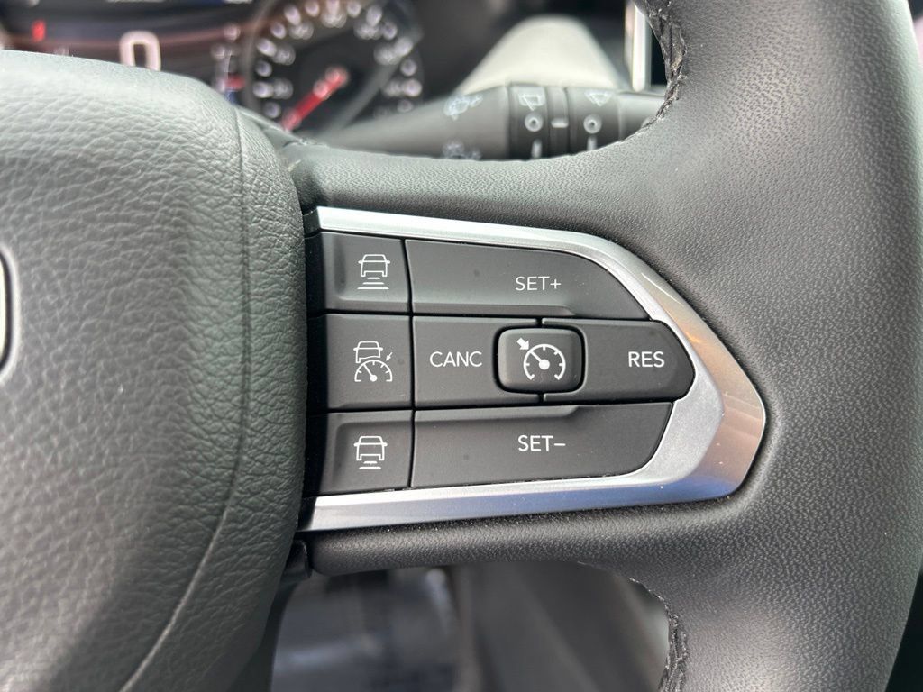 Used 2025 Jeep Compass Limited AWD/4WD image 24