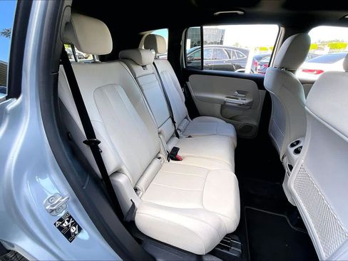 Used 2025 Mercedes-Benz GLB 250 image 19