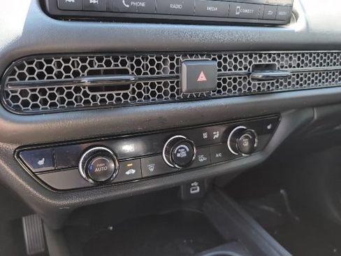Used 2023 Honda HR-V Sport image 18