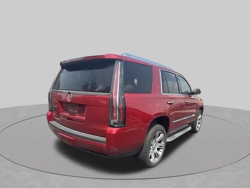 Used 2015 Cadillac Escalade Luxury AWD/4WD image 5