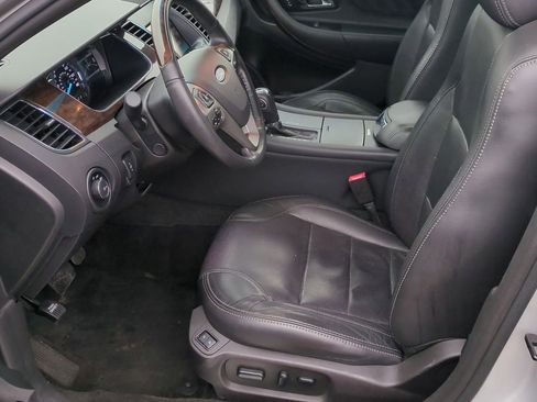 Used 2014 Ford Taurus Limited image 16
