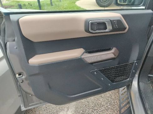 Used 2023 Ford Bronco Wildtrak AWD/4WD image 27
