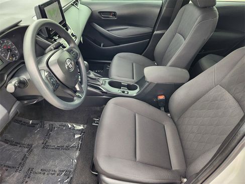 Used 2024 Toyota Corolla LE image 13