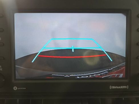 Used 2021 Toyota RAV4 XLE w/ Convenience Package image 20