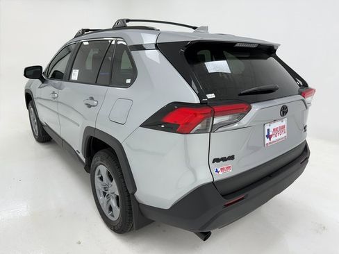 New 2025 Toyota RAV4 XLE w/ Convenience Package image 38