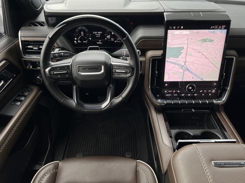 Used 2025 GMC Yukon Denali Ultimate AWD/4WD image 35