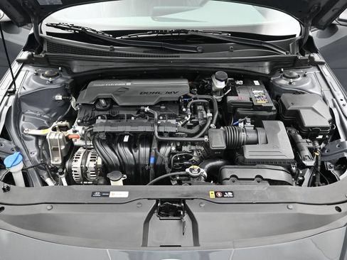 Certified 2024 Hyundai Elantra SEL FWD image 35
