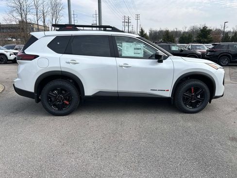 New 2026 Nissan Rogue SV AWD/4WD image 8