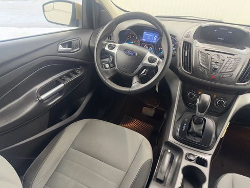 Used 2014 Ford Escape SE image 16